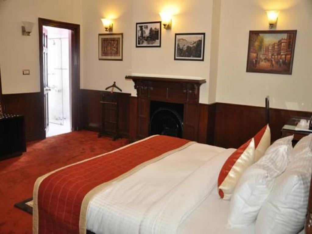 Hotel Southgate Шімла Екстер'єр фото
