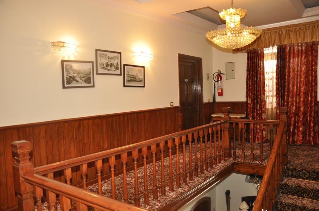 Hotel Southgate Шімла Екстер'єр фото